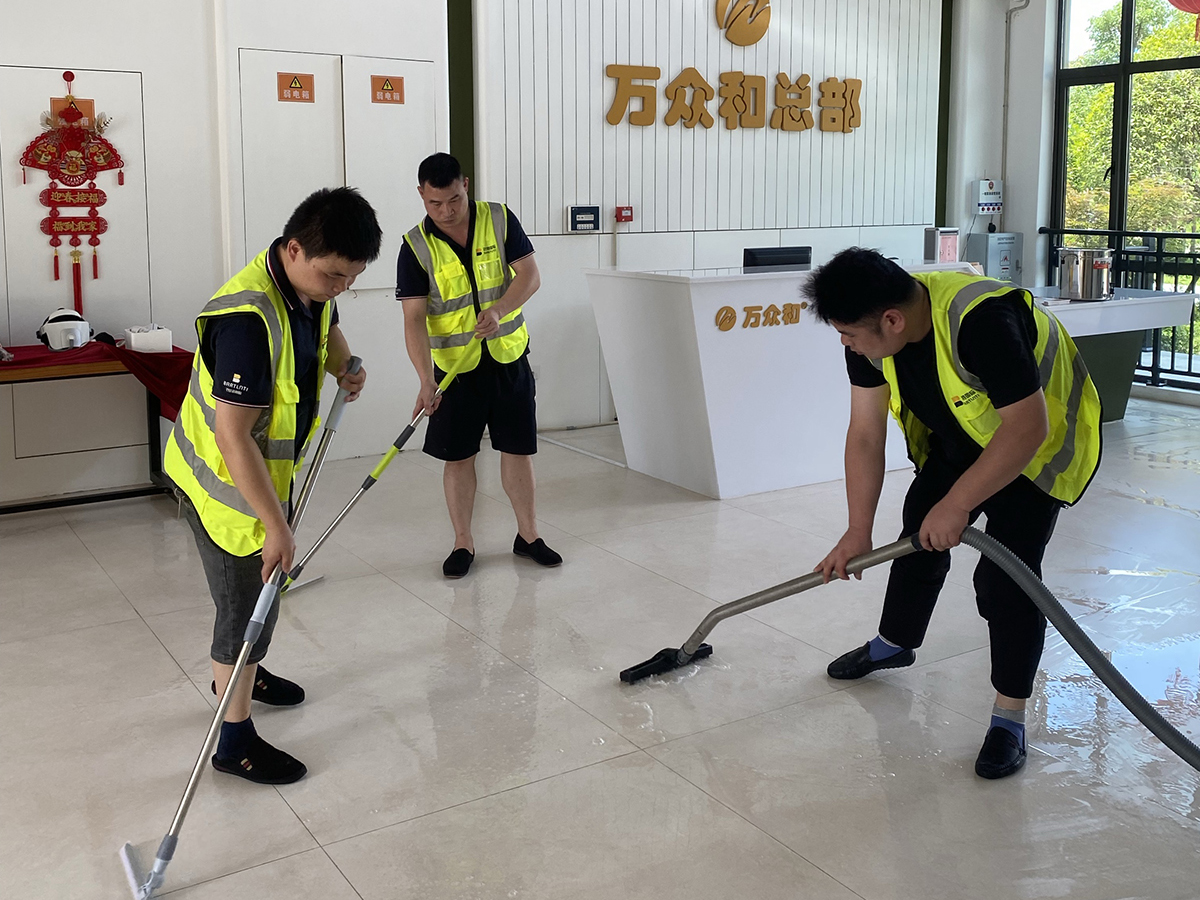 马坡岭养老服务中心防滑施工